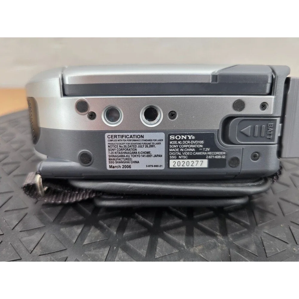 Sony Handycam DCR-DVD105 DVD Camcorder Tested w/ Battery & AC Adapter